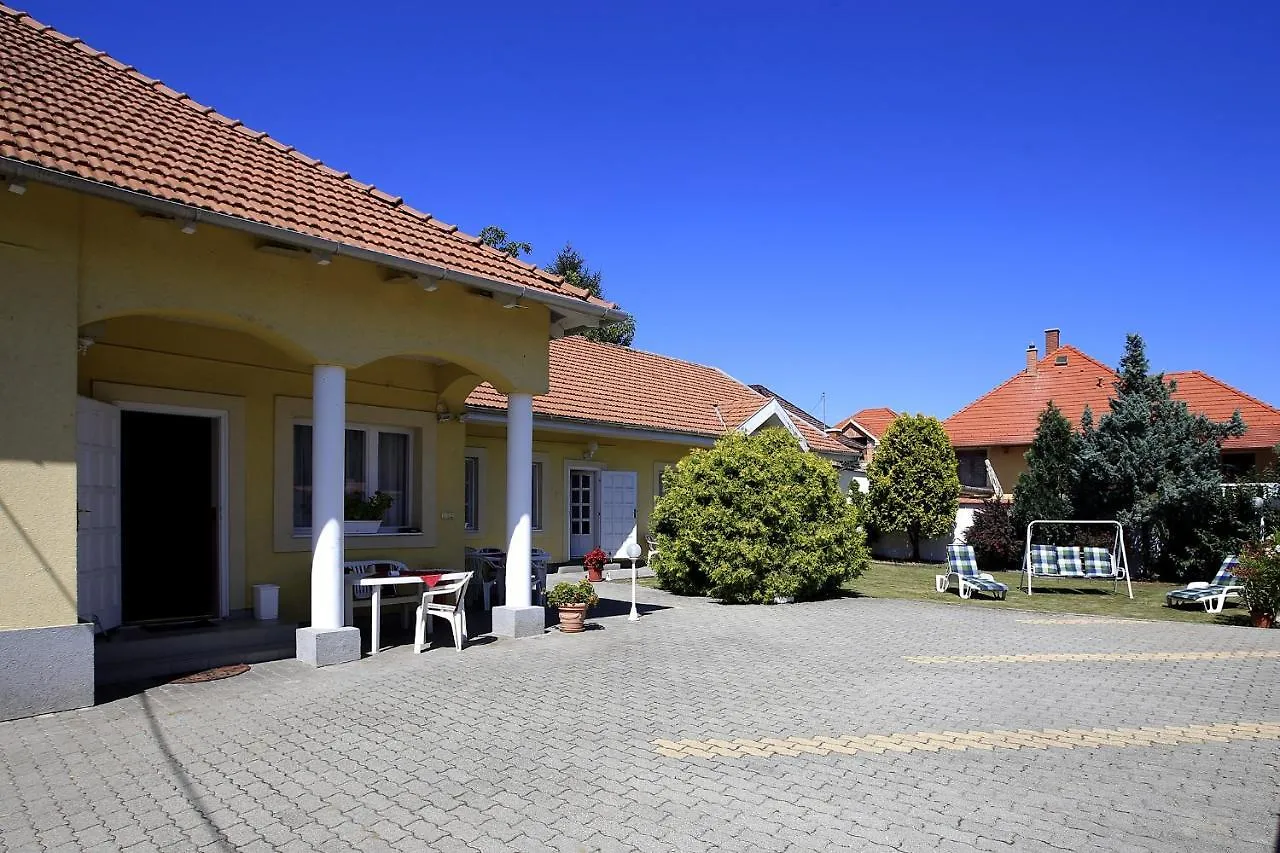 Princess Vendeghaz Hotel Eger Guest house