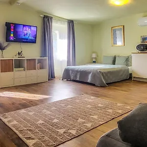 Mi Casa Vendeghaz - Eger